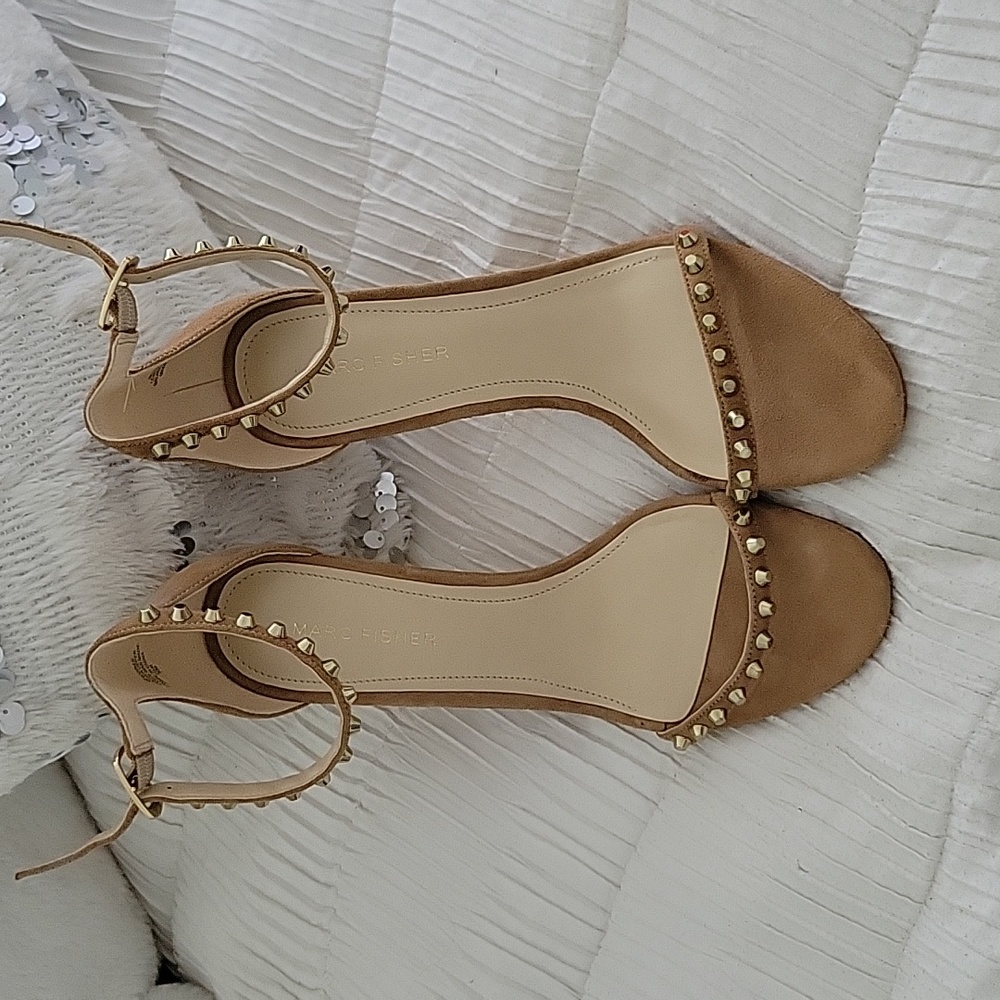 Marc Fisher ankle strap shoe